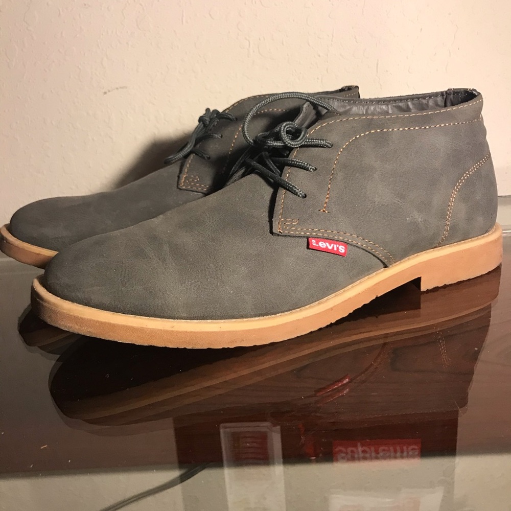 Men’s Levi casual shoes